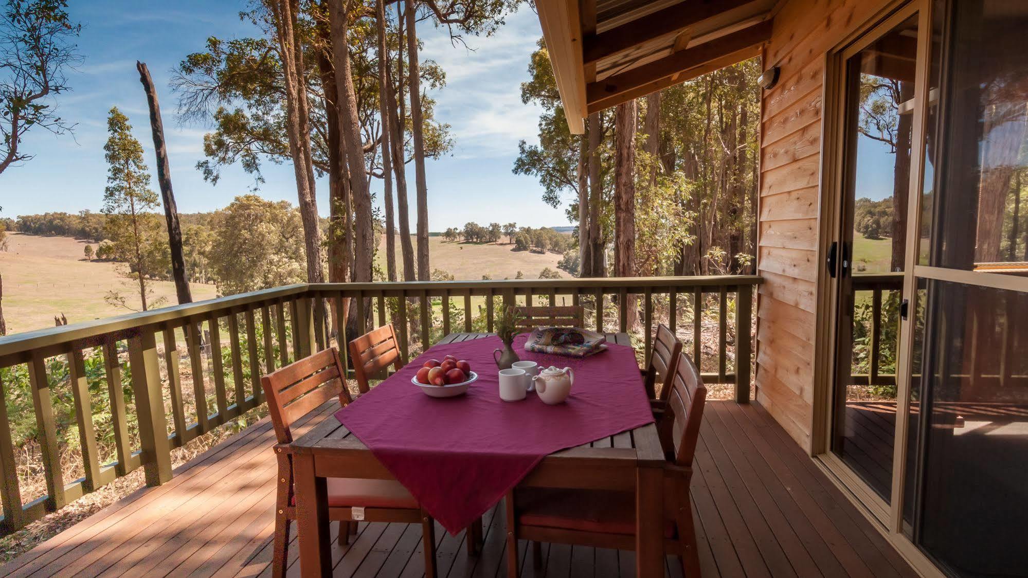 Balingup Heights Hilltop Forest Cottages Esterno foto
