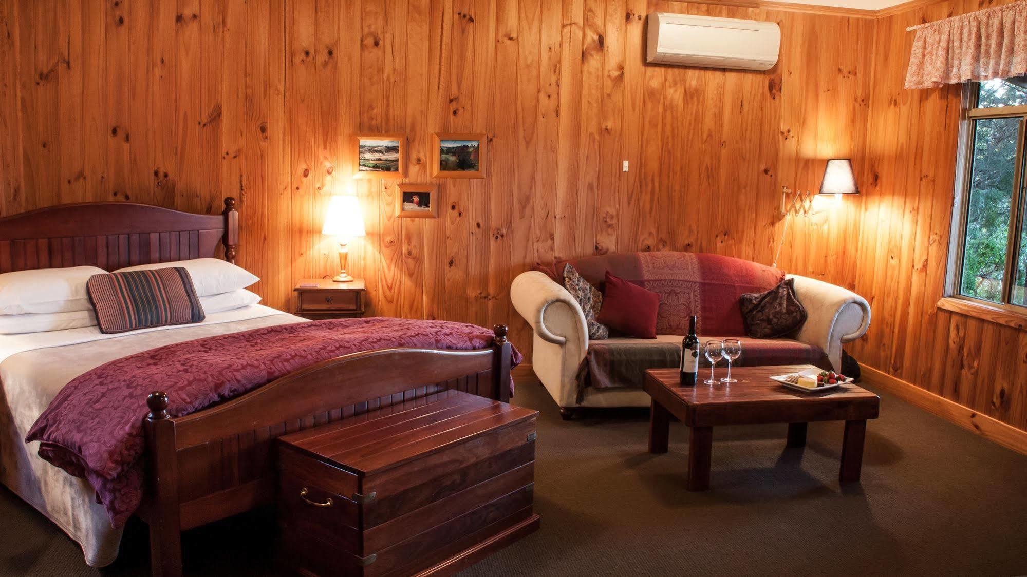 Balingup Heights Hilltop Forest Cottages Esterno foto