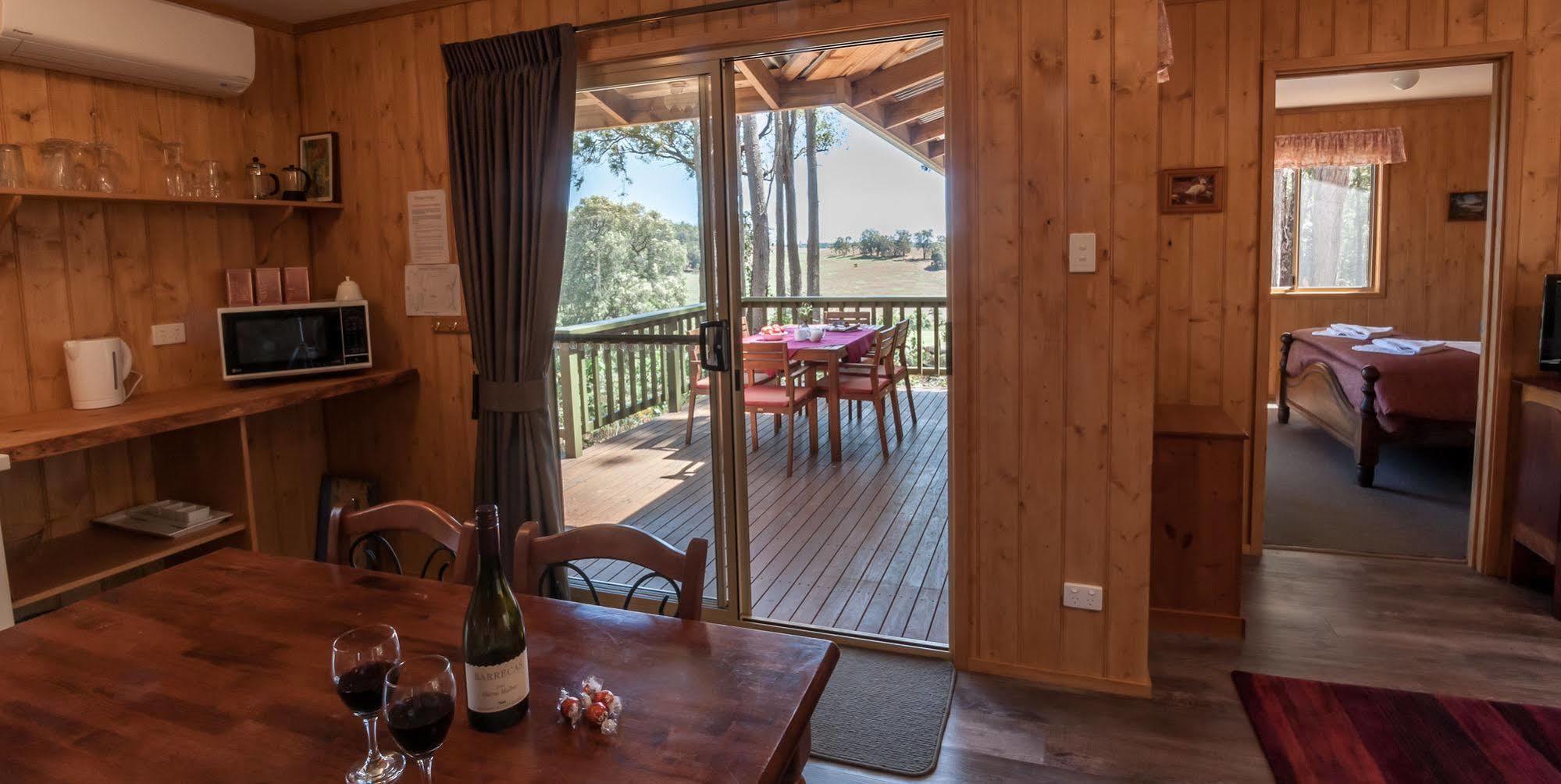 Balingup Heights Hilltop Forest Cottages Esterno foto